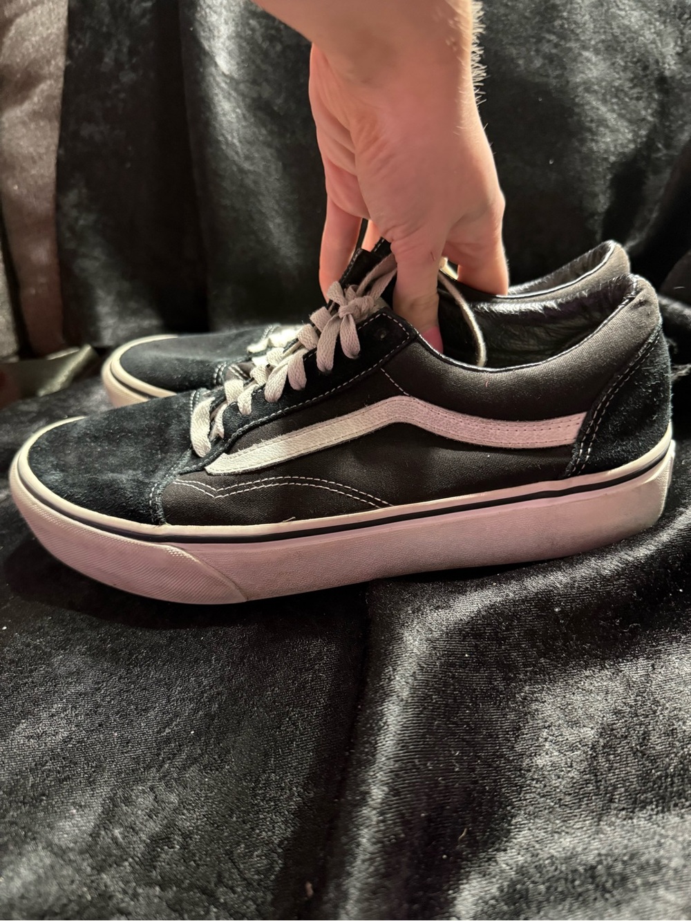 Vans Black and White Low-Top Skate Sneakers-womens 10.5 - Picture 3 of 6
